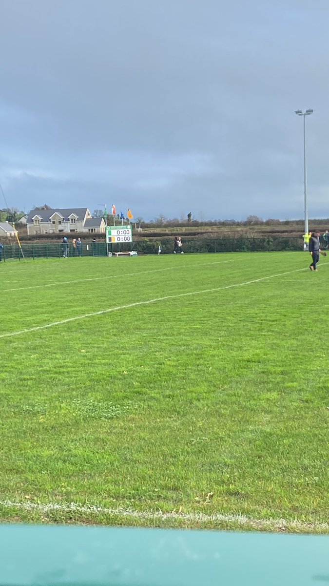 After a wet day yesterday the pitch is looking good but heavy for the Munster Junior Semi final between <a href="/KnockaderryGAA/">🇳🇬 Knockaderry GAA 🇳🇬</a> (limerick) vs <a href="/kilbrittaingaa/">Kilbrittain Gaa</a> (Cork). Throw in at 1:15. Match is live on <a href="/clubber/">Clubber</a> <a href="/MunsterGAA/">Munster GAA / Comhairle na Mumhan</a>