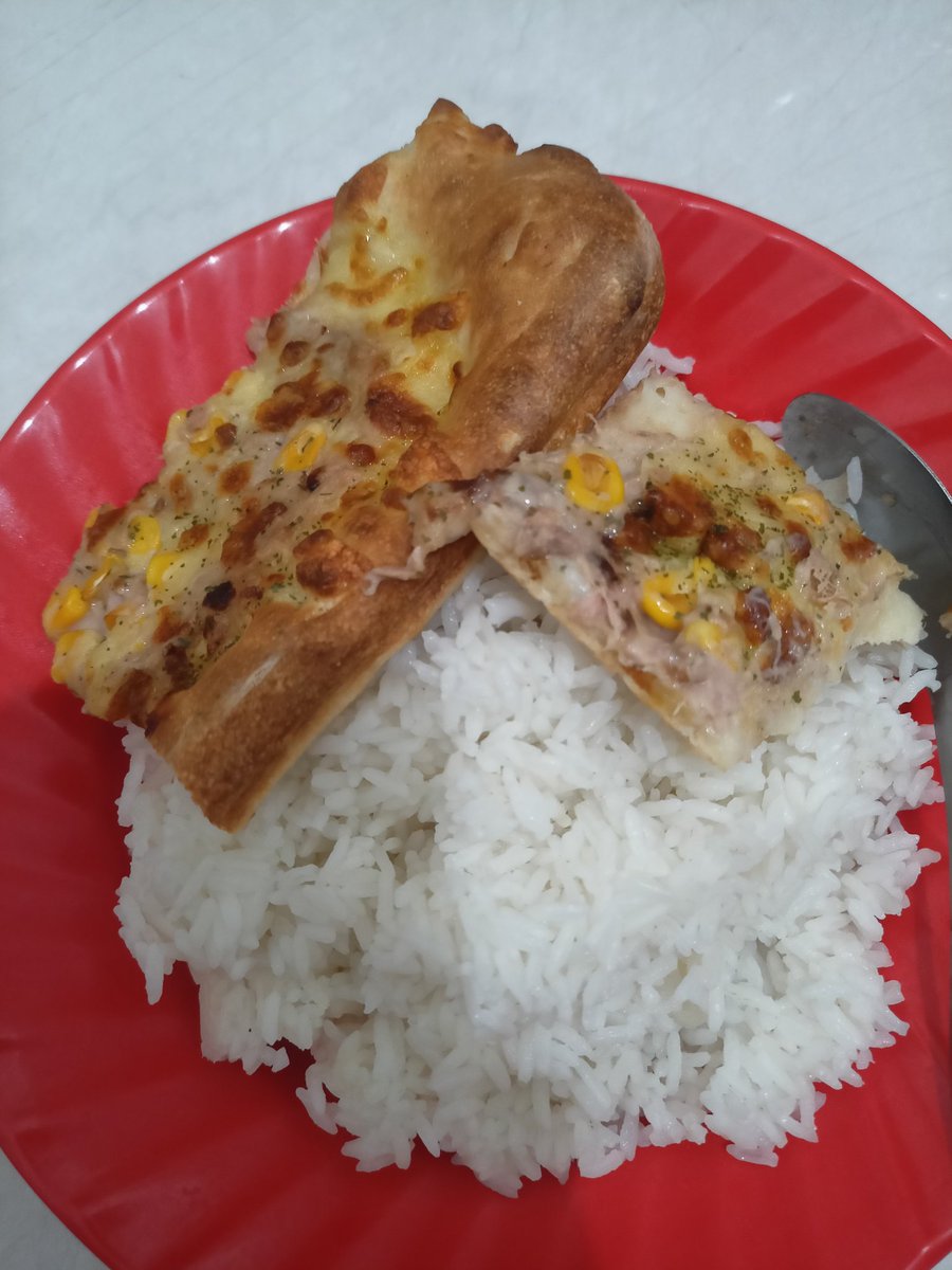 Nasi pizza