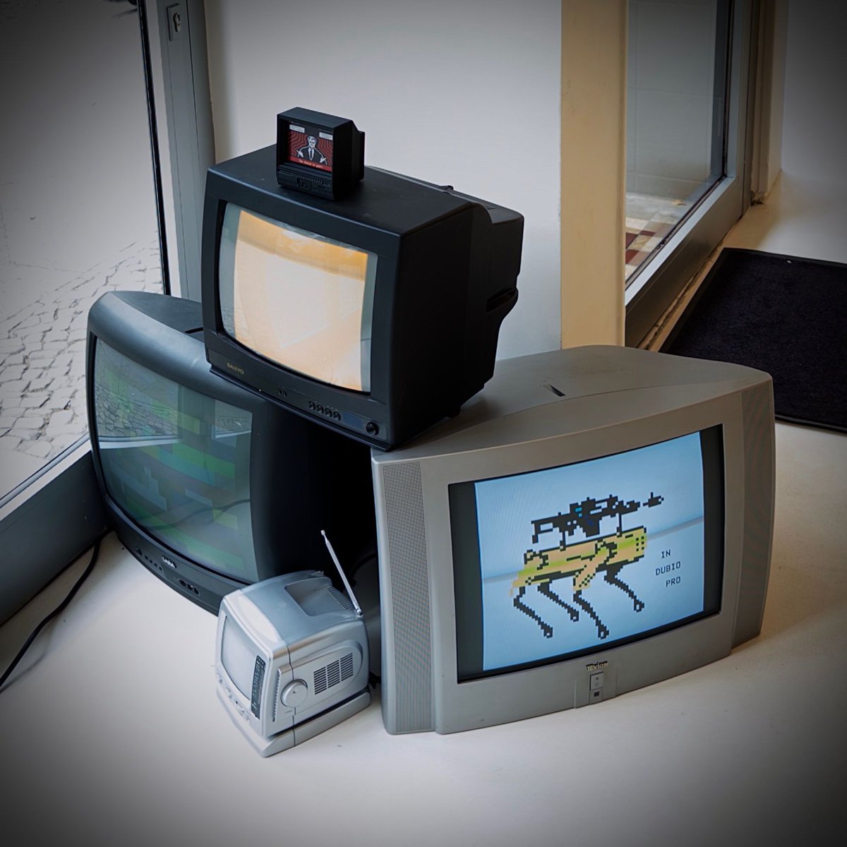 𝕸𝖆𝖝 𝕳𝖆𝖆𝖗𝖎𝖈𝖍 (Ù̷̠̯ž̷́̀̋u̶̇̓͆p̸̈́is̷͛) tweet media