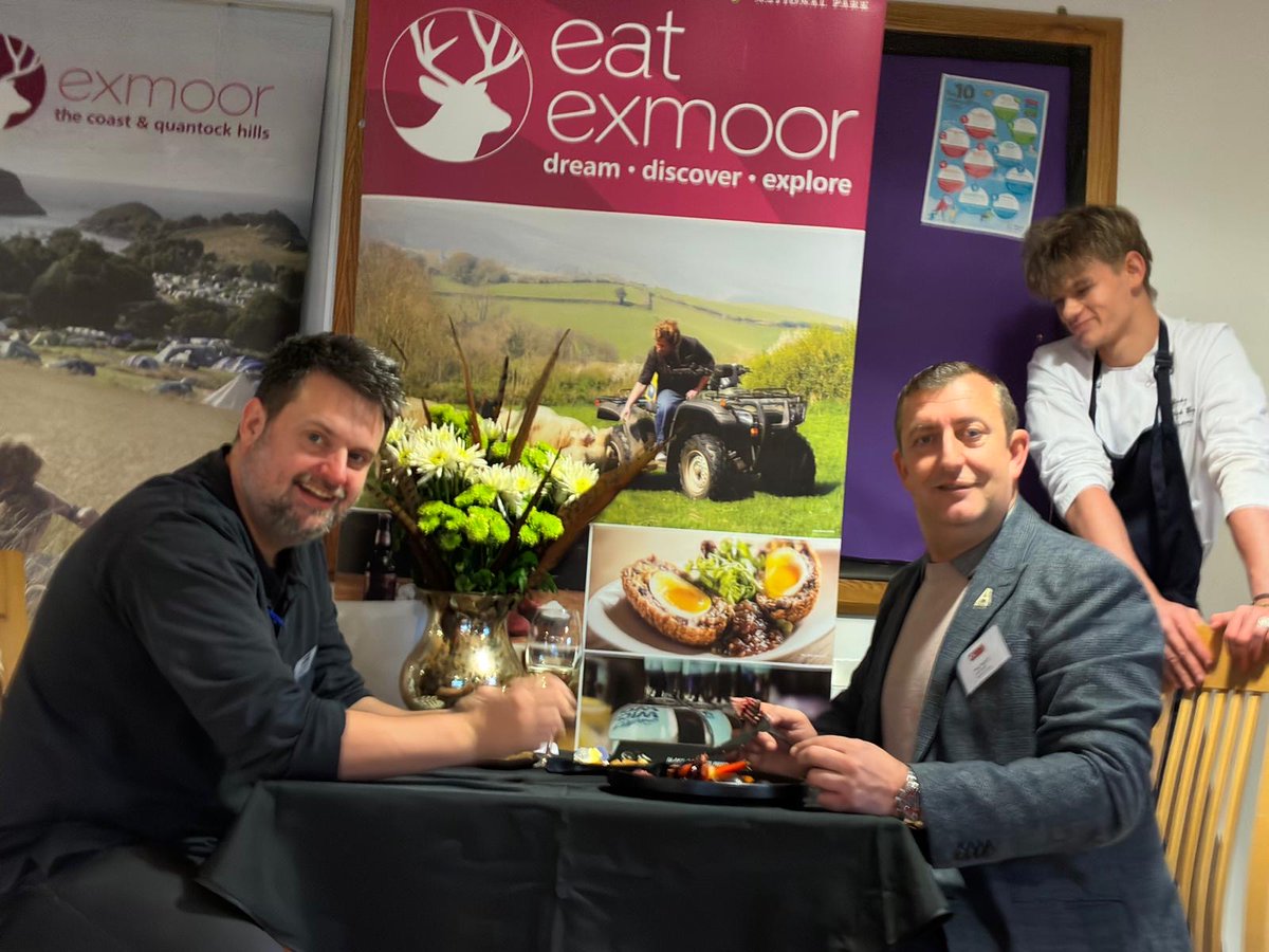 Visit Exmoor tweet media