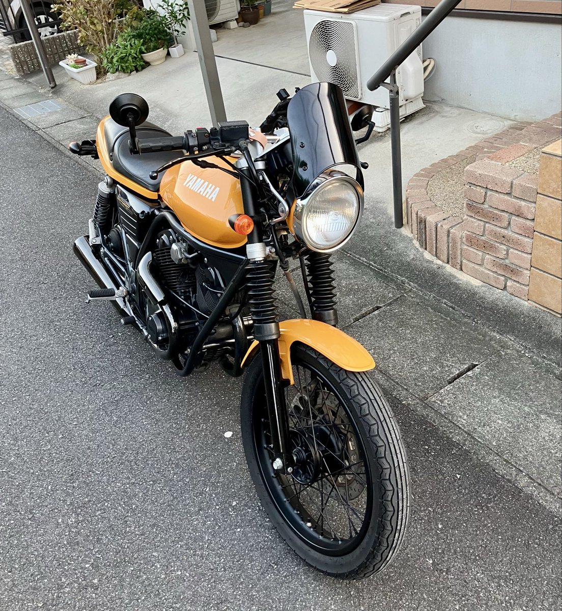 mituo_Renaissa's tweet image. 永源寺へビラーゴと😆
バイザーつけてみたけど
まわりからはいまいち不評…どうしよ
しばらく様子見かなぁ😑
#ルネッサ  #SRV
#ビラーゴ