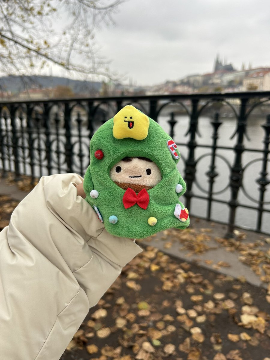 peacearhpn's tweet image. Czech Republic, Prague 🪵🍂💫✨

#peacearhpn