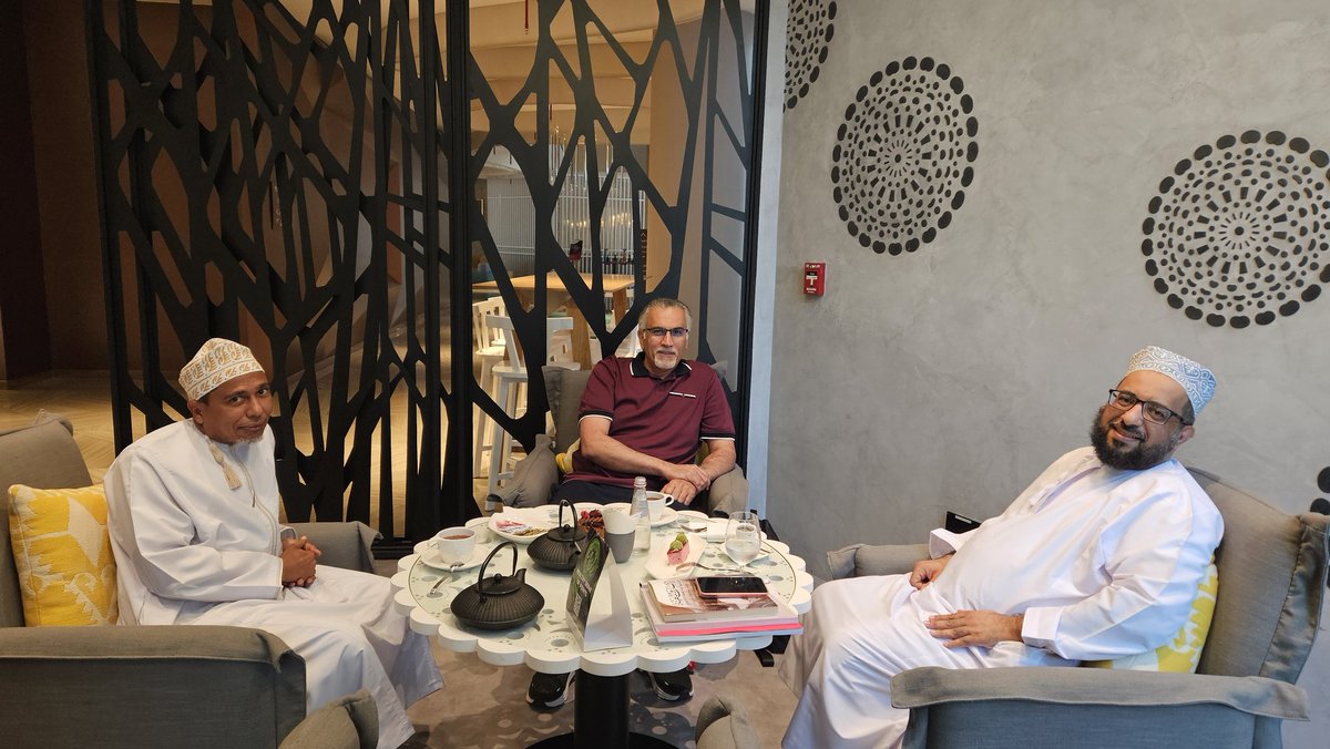 نادر رجب tweet media