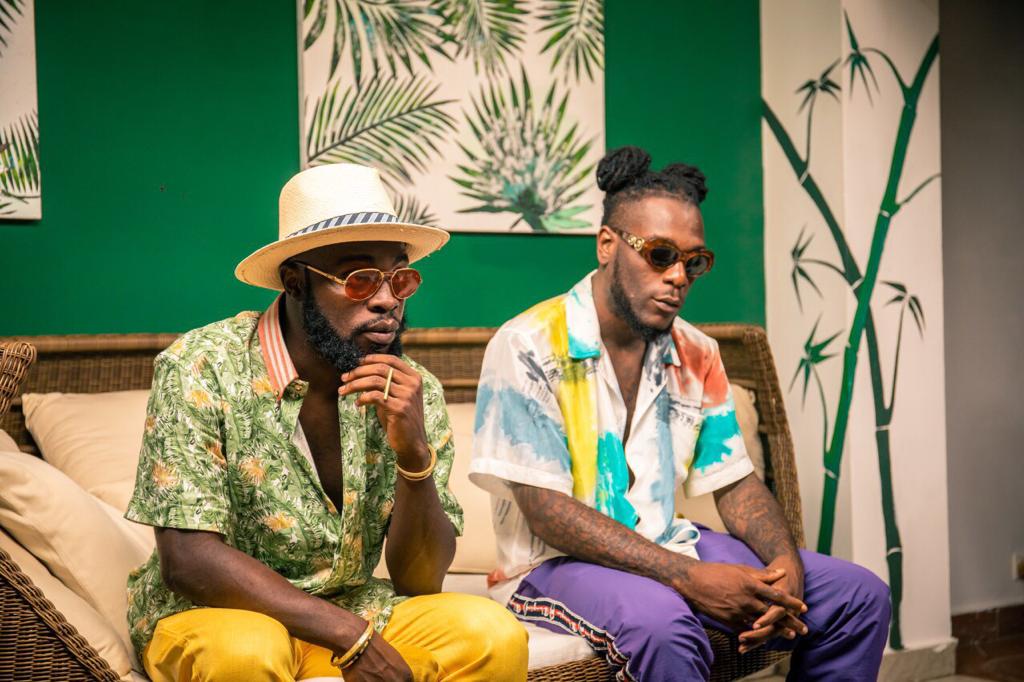 ManiFansGh_'s tweet photo. @manifestive Tomorrow ft. @burnaboy just surpassed 10M+ streams on Spotify.
The music keeps travelling. 🌍🔥

#TheGamble 🎲 https://t.co/GWGDP6h6ZK