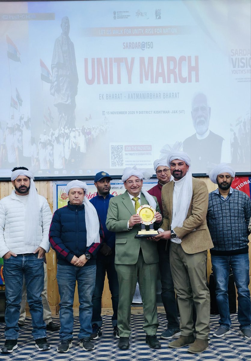 TasleemwaniJKAS's tweet image. Janjatiya Gaurav Divas 2025 
#DisttAdmKishtwar #UnityMarch