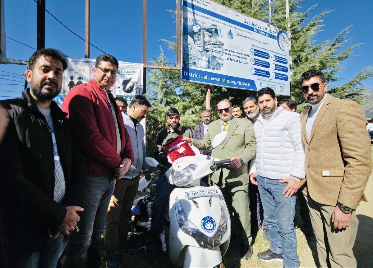 TasleemwaniJKAS's tweet image. Janjatiya Gaurav Divas 2025 
#DisttAdmKishtwar #UnityMarch