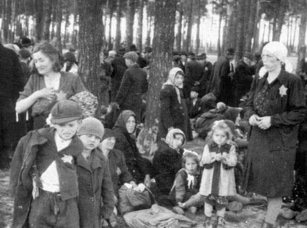 15 November 1938 | All Jewish children in Nazi Germany were expelled from public schools by the Reich Ministry of Education.

Nothing indicated at the time that three years later, Jewish children would be executed by shooting in the east of occupied Europe, and a few months later