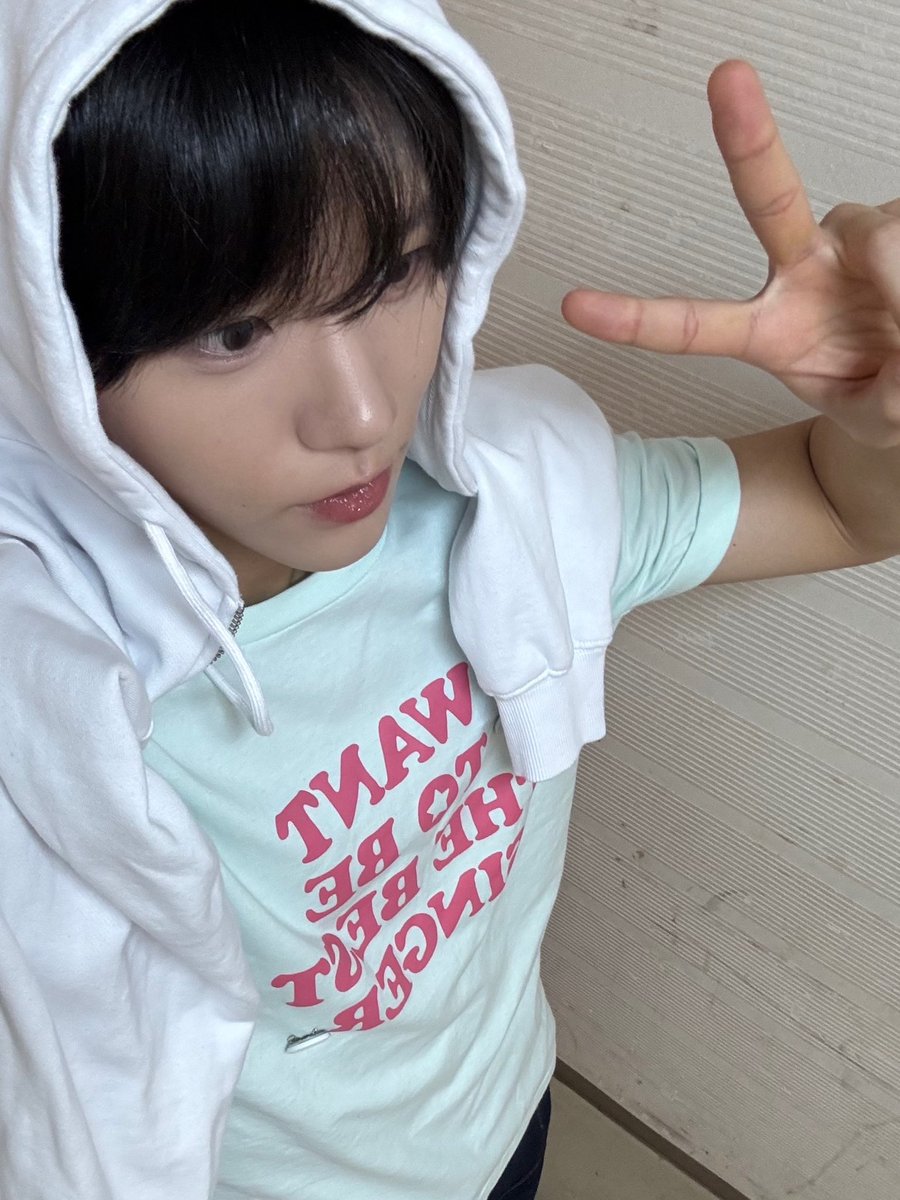 jaeheesource's tweet image. 251115 21:56 JST
🌳📸