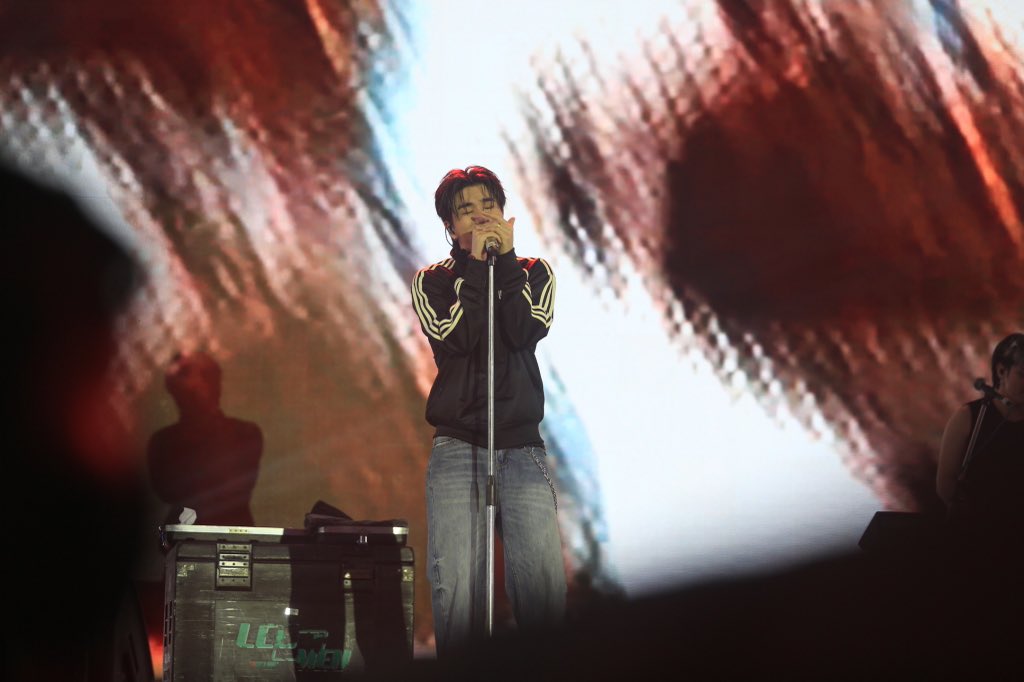 bangsaenfest's tweet image. PERTH LIVE AT BANGSAEN FEST 2025 💯

#PerthTanapon
#BangsaenFest2025xPERTH
#BangsaenFest2025_D1
#BangsaenFest