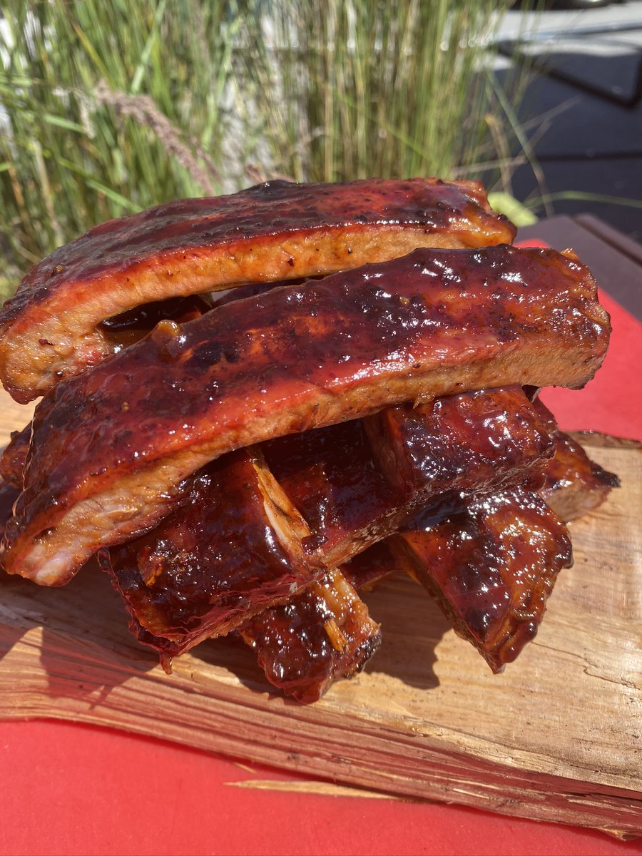 Food day today!

Farmers' Market
📆 November 15th
⏰ 9am to 1pm
📍Banner Hall at REAL District

Regular menu available:

Beef Brisket
Pulled Pork
Cup O' Que
Texas Big Beef Sausage
Apple Cider Slaw
BBQ Pit Beans
Maple Bacon Cornbread
Tumbleweed Pickles

🔥Special:🔥BBQ Ribs!