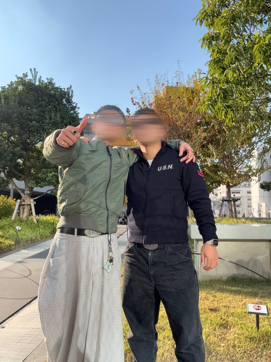 taiki_626's tweet photo. 今回1泊しかできひんかったけどめちゃくちゃ楽しかったよ！
早めの誕プレあげたらすぐ被ってくれたしちょー嬉しかった！
次は一緒にスノボ行きたいなー😘
世界で1番の彼氏です👍 https://t.co/fKsUVYYX1l
