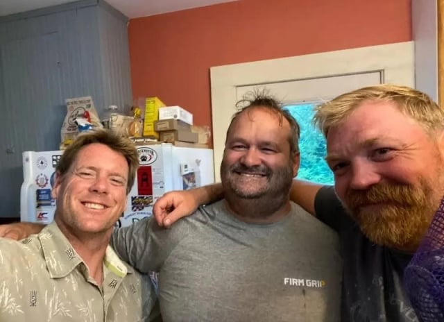 zatara2010's tweet image. Graham Platner with his bud Seth Frantzman, a rabid Zionist who writes for the Jerusalem Post. Who was in Gaza supporting the genocide. There&apos;s a Blackwater sticker on Platner&apos;s fridge behind them.