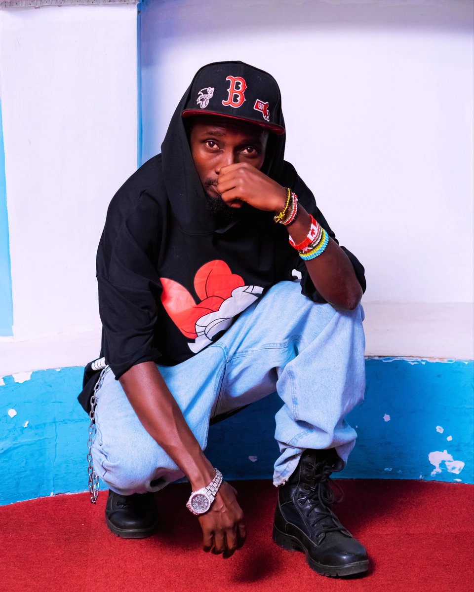 ARAFATBADEST's tweet photo. HARI UWAMBWIYE NGO GABANYA IBIYOBYABWENGE.... NAWE NIKO UBIBONA? 
@satb257 @yampanoofficial @GangstaBooQOM @Ngabo_Karegeya @oswaki https://t.co/iqQzyxBfHn