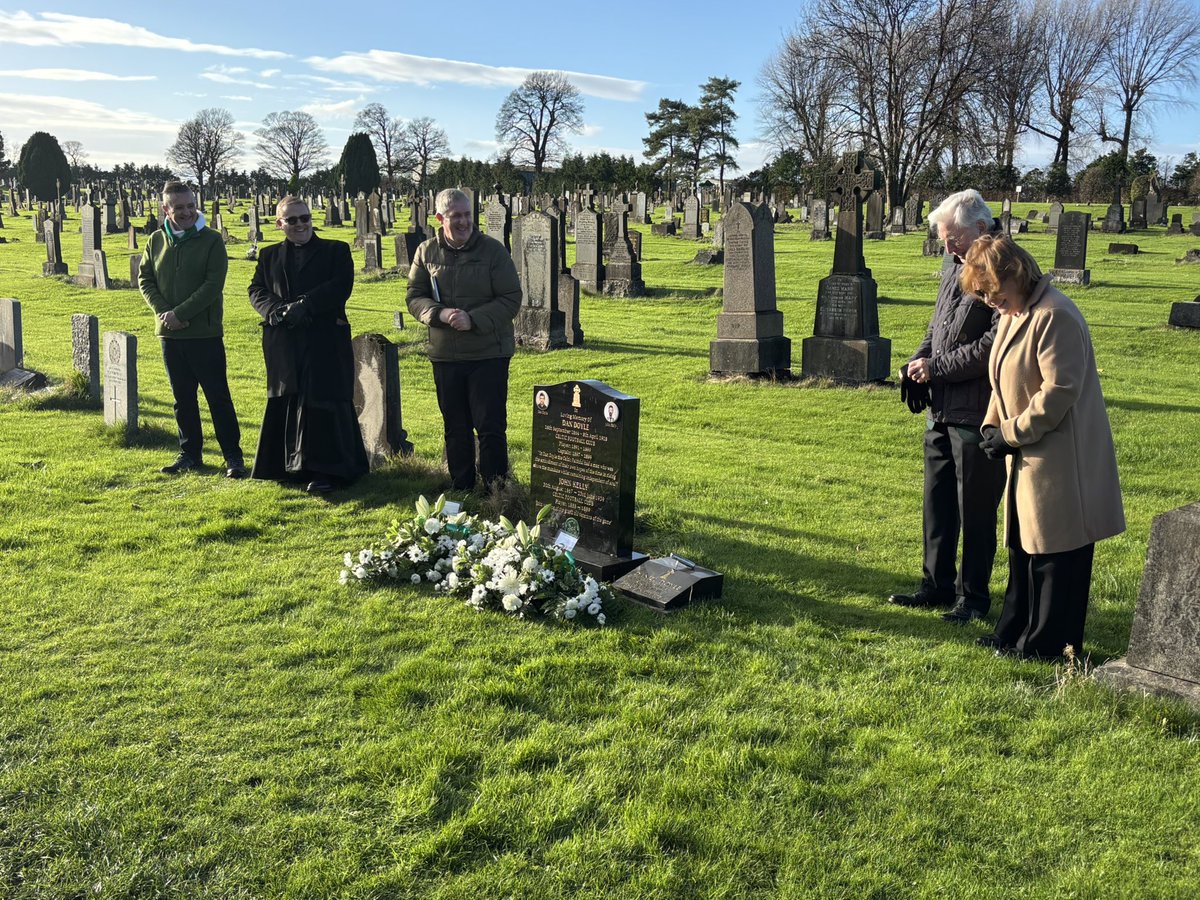 RhebelRhebel tweet media