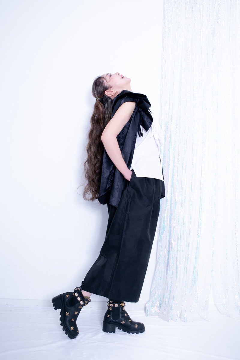 2025年のライヴはあと3回！
お近くの街に行きましたらぜひ！

小峰公子
鬼怒無月
楠均
青木孝明
内田Ken太郎

11月21日（金）
柏・Studio WUU

12月6日（土）
神戸・チキンジョージ

12月30日（火）
吉祥寺・ROCK JOINT GB

詳細はこちらから
zabadak.net/information/li…

#ザバダック
#zabadak