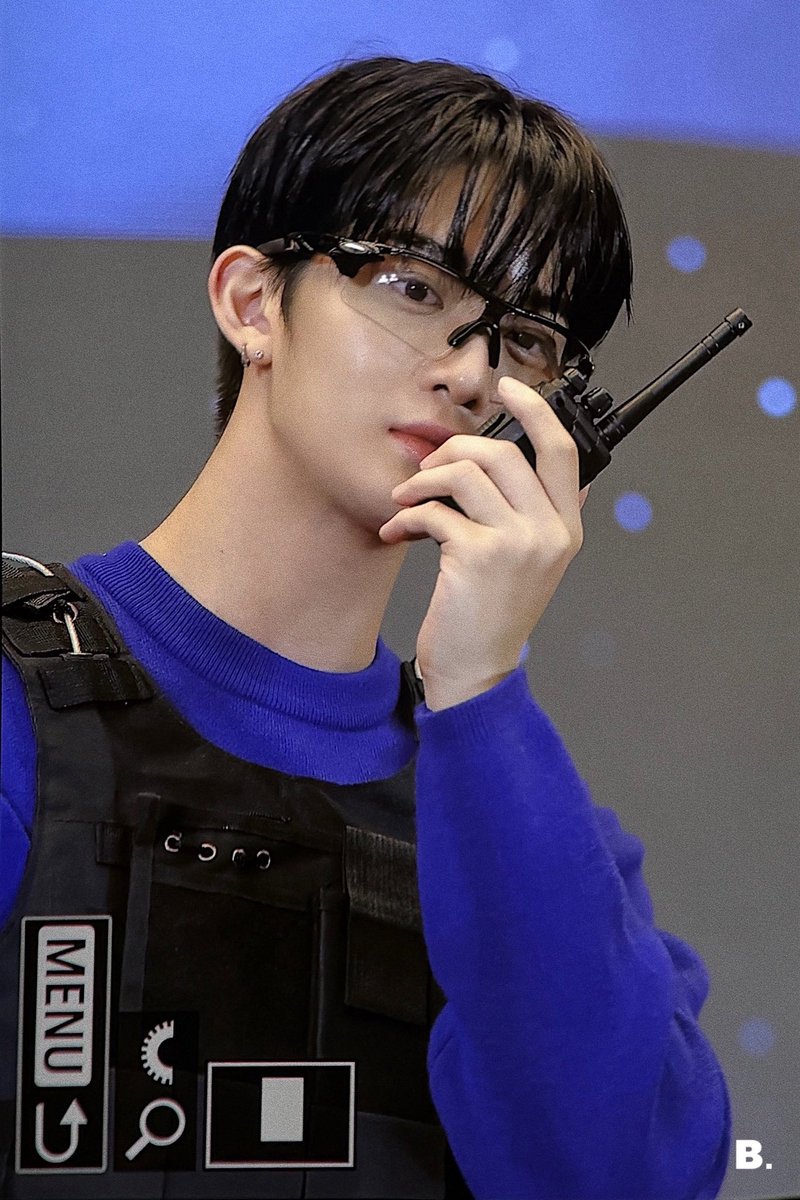 B. 비닷 tweet media