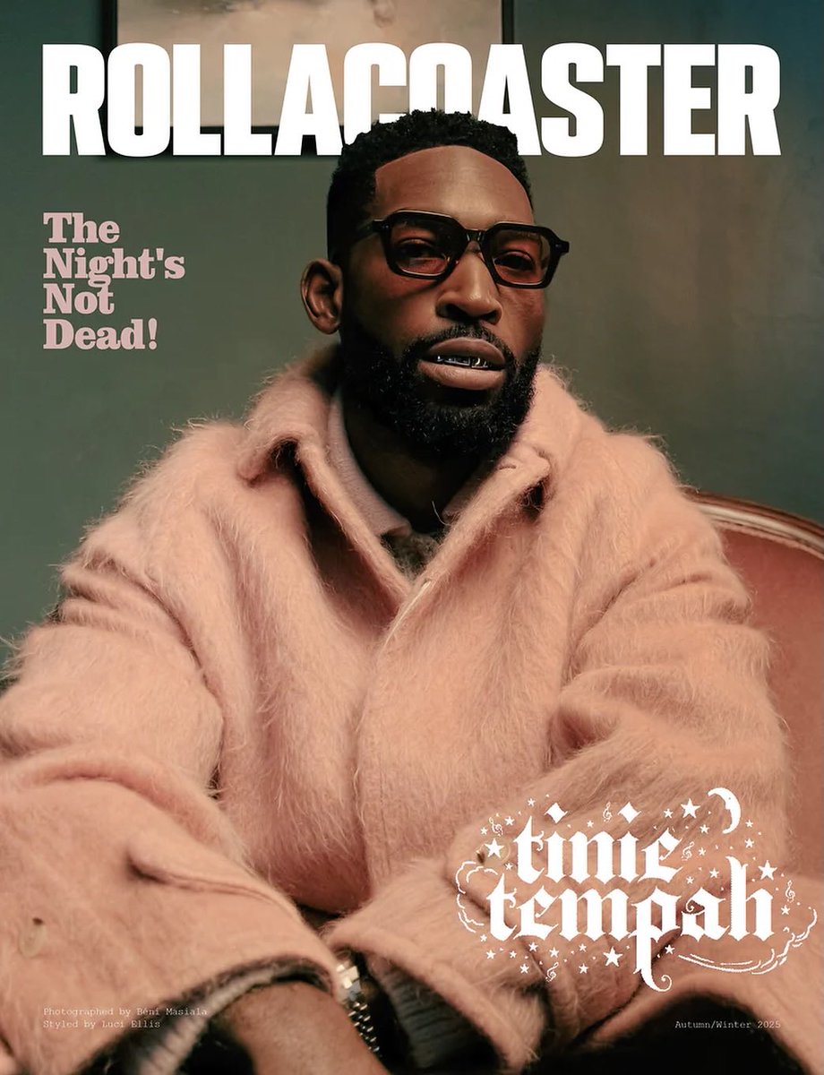 aplmediaent's tweet image. East London–raised 📸 Beni Masiala just made it happen — #TinieTempah on Rollacoaster AW25! Self-taught, self-made, and manifesting dreams into reality. 🔥

#BeniMasiala #Rollacoaster #AW25 #Photography