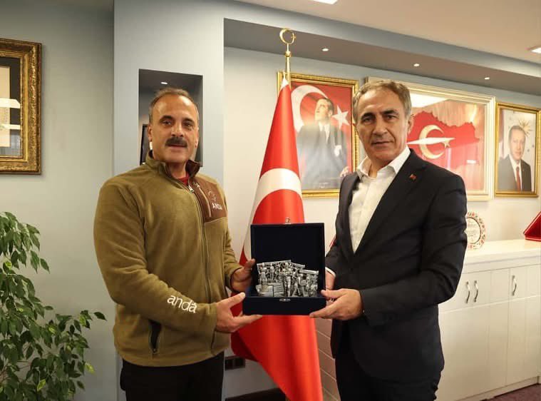 Lokman ARICIOĞLU 🇹🇷🇹🇷🇹🇷 (@lokmanaricioglu) on Twitter photo 