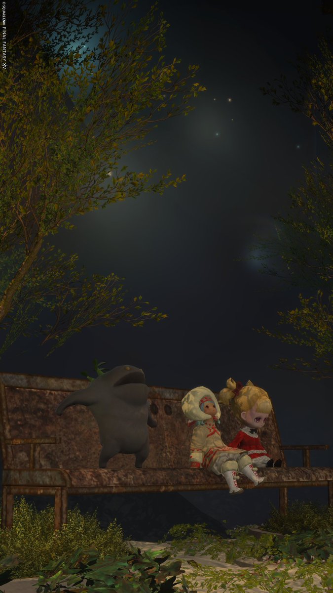 Ney_V_ff14's tweet image. FCイベント用ハウジングやっとお披露目！『Wish upon a Star』
最初は絵画を目指していたけど、最終的に公園風になりました。壁に貼り付けたらランプが月みたいに見えるミラクルも発生して、とても満足しております☺️
#FCひだまりにゃんこ #st_nyun