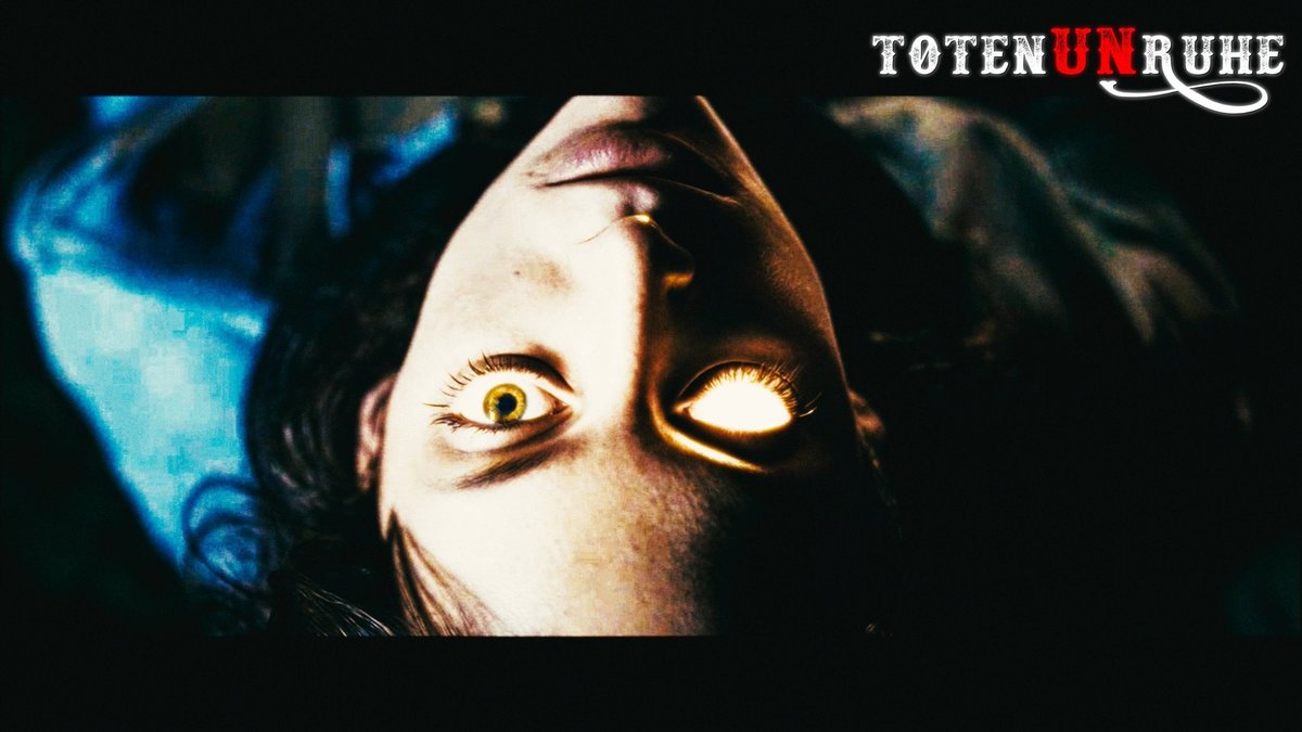 Vor kurzem wurde TOTENUNRUHE fertiggestellt. Ein Horror-Kurzfilm, für den ich das Drehbuch beisteuern durfte. Der Short wird voraussichtlich zunächst auf Filmfestivals zu sehen sein. Sobald ich dazu Details bekomme, gebe ich gerne Bescheid.

Bis dahin ein paar Impressionen: