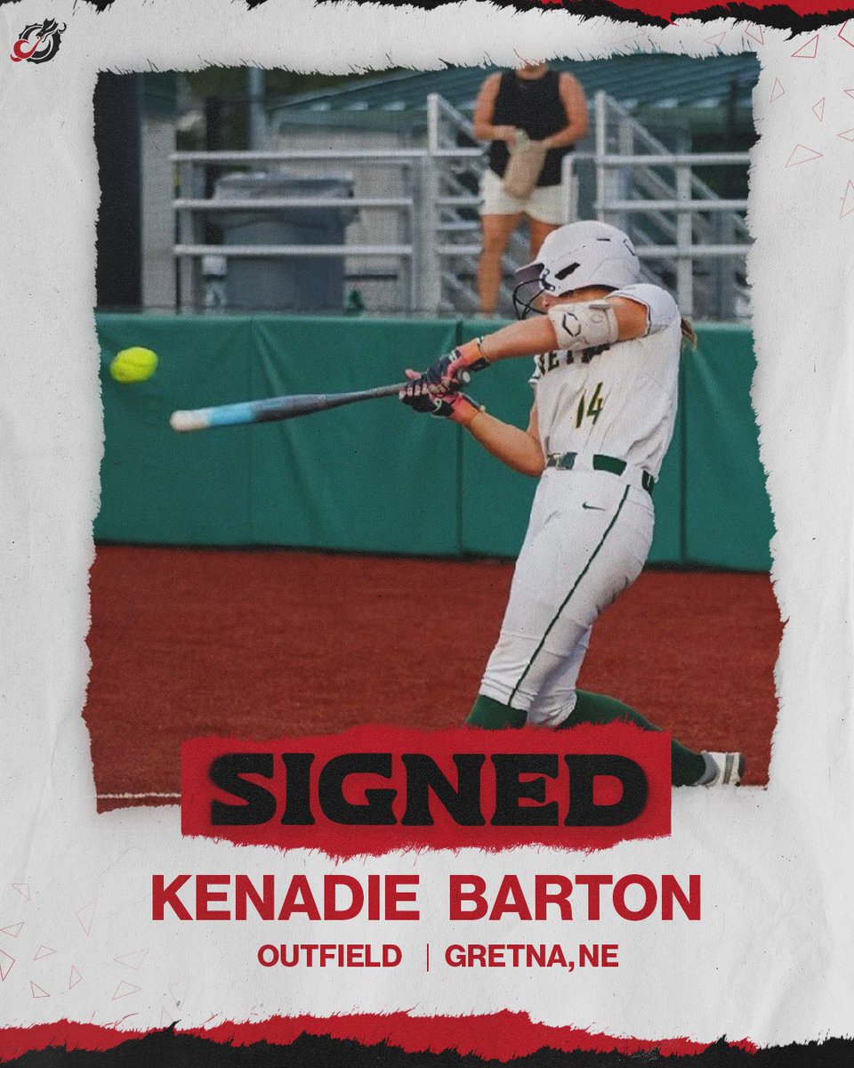 Huge addition to the Dragon family! We’re fired up to welcome her to MSUM. Big things are ahead of you, Kenadie!! ❤️🐉 #RollDrags
