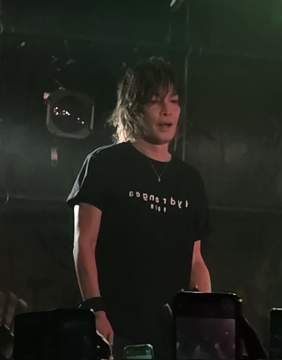 mekealohaHAWAII's tweet photo. INORAN TOUR Determine 2025 in渋谷

このINORAN…あの頃の面影あるよね。

#INORAN
#ニライカナイ
#Determin
#元気玉
#イノショ
#INRNThenAndNow https://t.co/eL6kUz0jEi