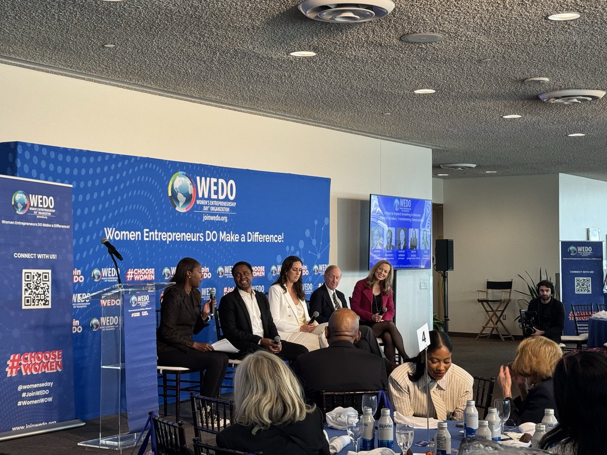 mellie_chow's tweet image. What a privilege to be in the room @UN to celebrate 🌍🗽🍁💃🏻#WomensEntrepreneurshipDay
@womenseday #WEDO2025
 #EmpowerHer

Thanks🙏@wendydiamond &amp;amp; @JaimeLeverton for your leadership. Congrats to the delegates for investing in her @smarcelo @JesseDraper GloriaAllfred @HLMorgan 👏