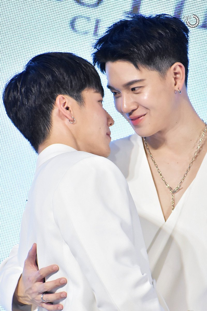 snap_yw's tweet photo. 15.11.25

ถ้าเธอรู้สึกหวั่นไหว😳

DESTINY CLINIC YINWAR NOV 

#friendsofdestinyyinwar
#yinyin_anw #warwanarat https://t.co/7DOYpp5sDC