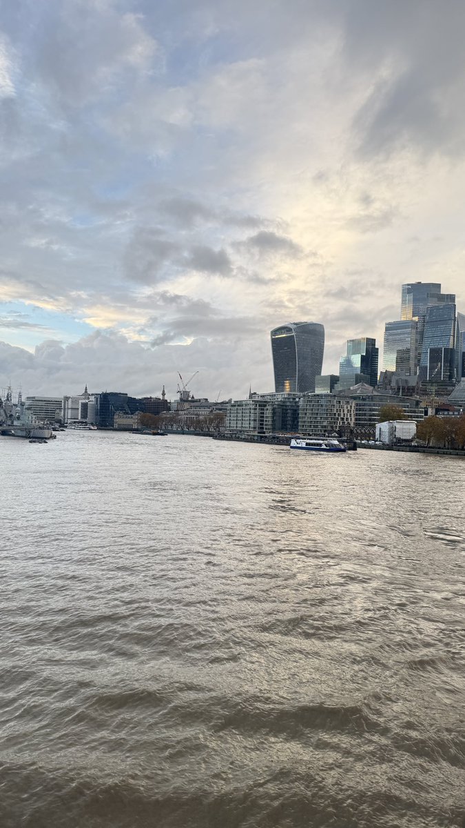 theyluvibo's tweet photo. 🇬🇧 https://t.co/OOt7X8C9DD