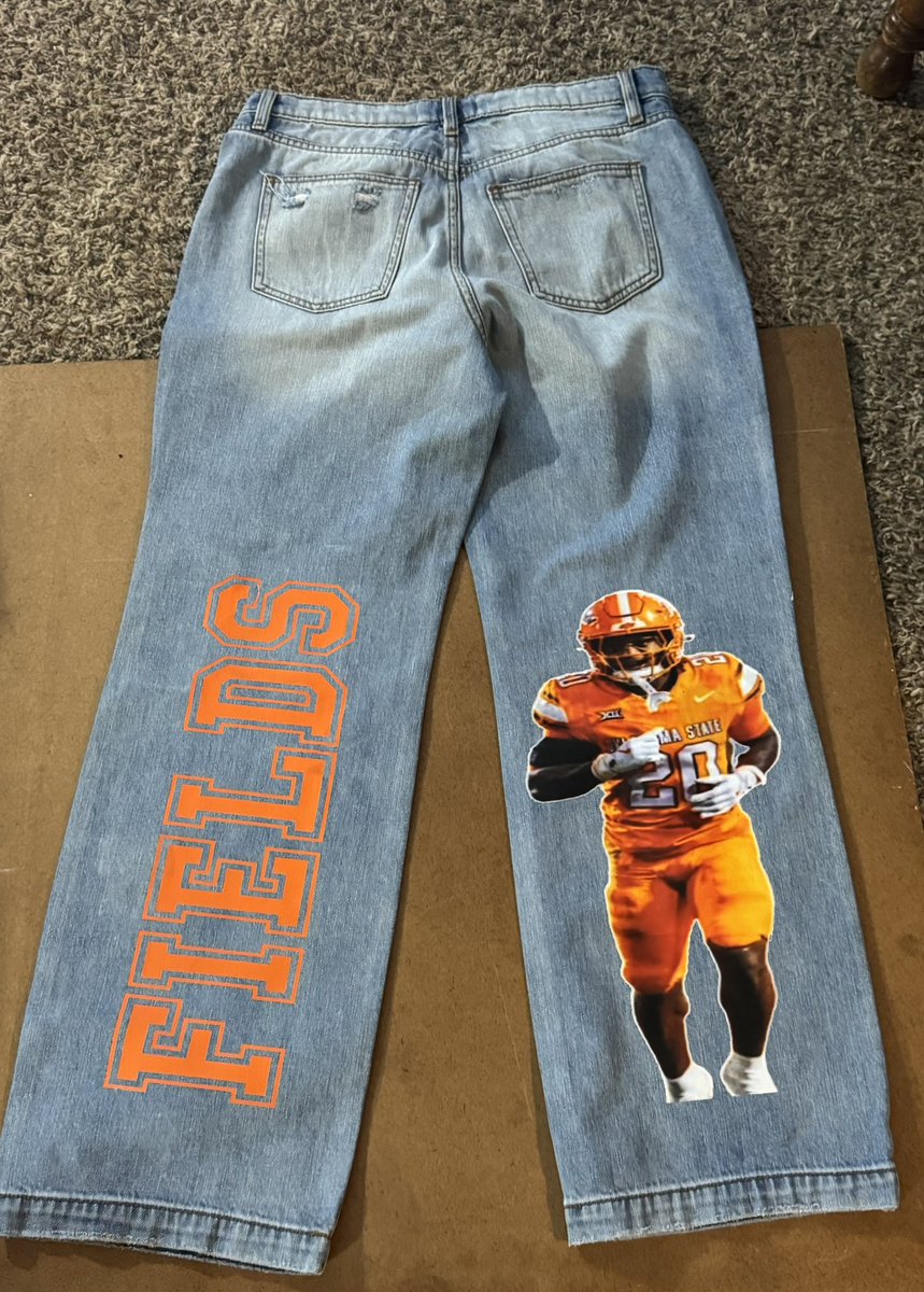 It’s Gameeeeeee Dayyyyy🖤🧡