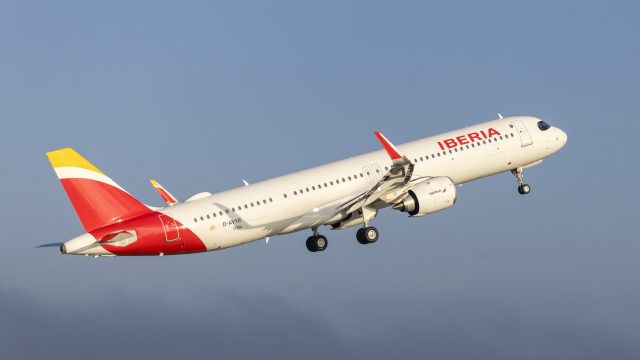 airjournal's tweet image. Iberia : l’A321XLR révolutionne le voyage transatlantique et ouvre de nouveaux horizons dlvr.it/TPHGBs