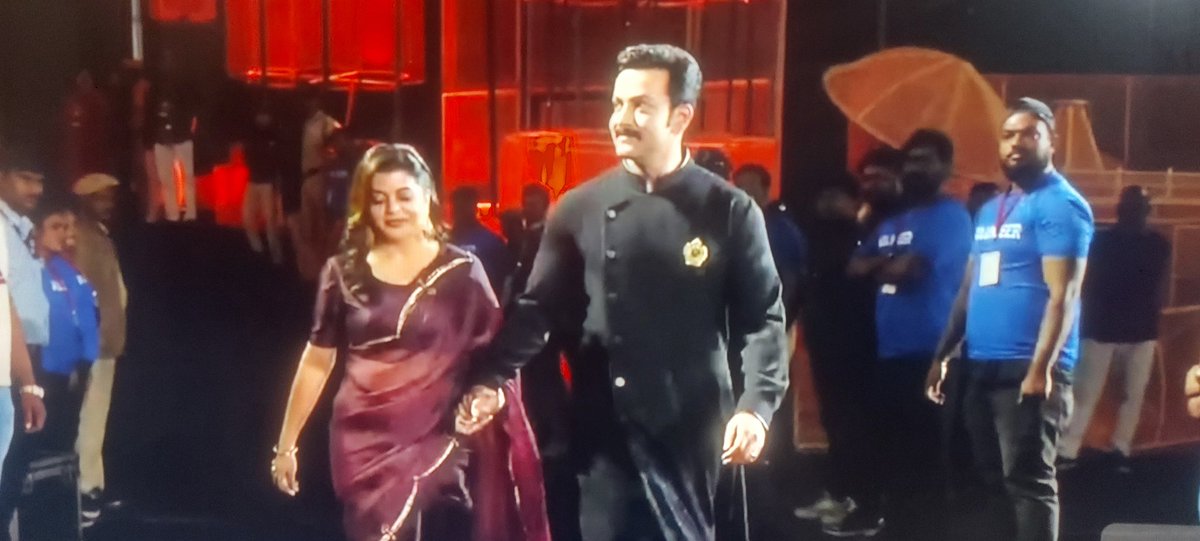 VaranasiMovieOfficial tweet media