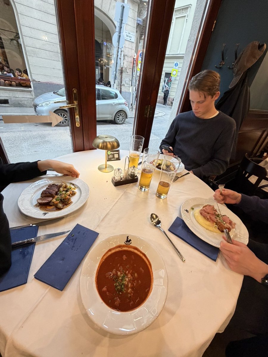 Elias Mörk tweet media