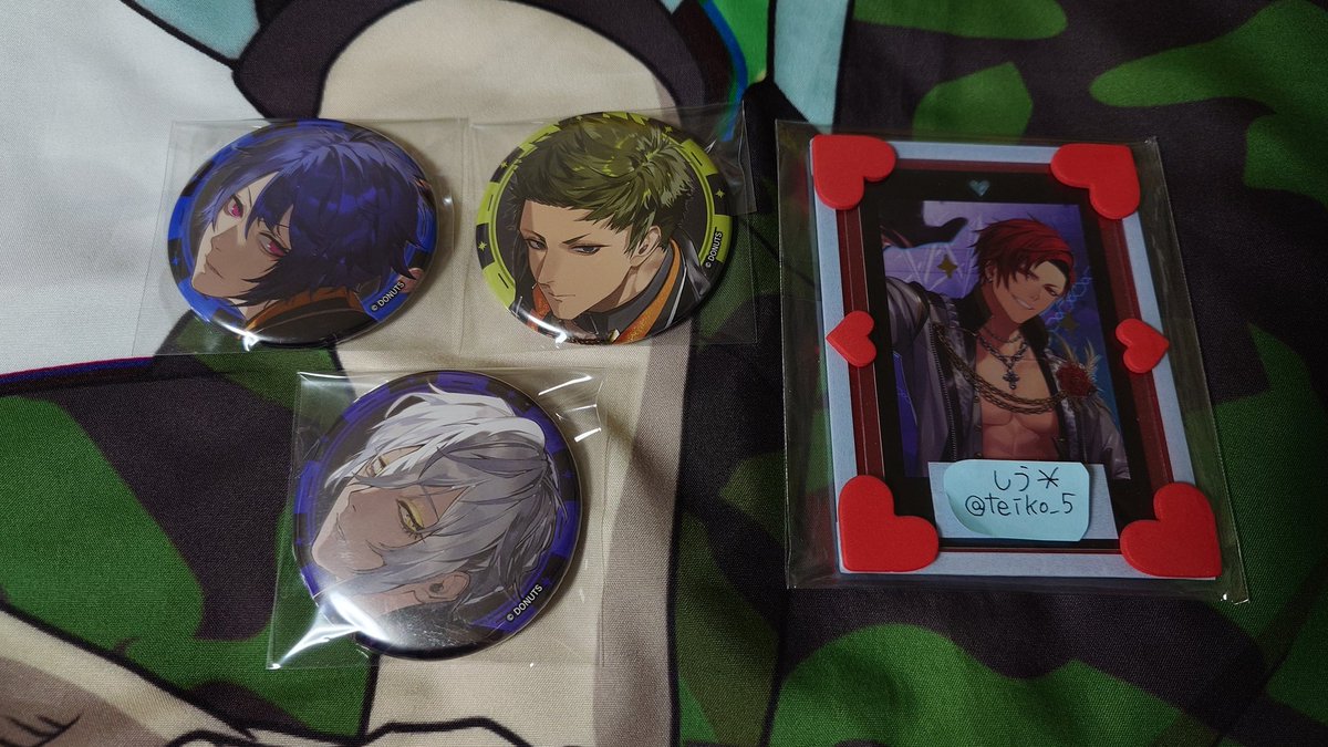 交換/譲渡】ブラスタ/AGF 特典/マネー風カード 缶バッジ 譲→藍、金剛