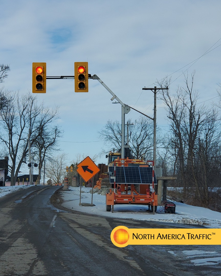🔧 Cold weather is tough on equipment. 

❄️ Winter work zones = zero room for error.

Is your gear ready for the cold? 🧊 
Stay safe. Stay efficient. 🚧

bit.ly/2yrXwVS 

#WinterWorkZoneSafety #ColdWeatherPreparation  #NorthAmericaTraffic #SafeWorkZones #WorkZoneSafety
