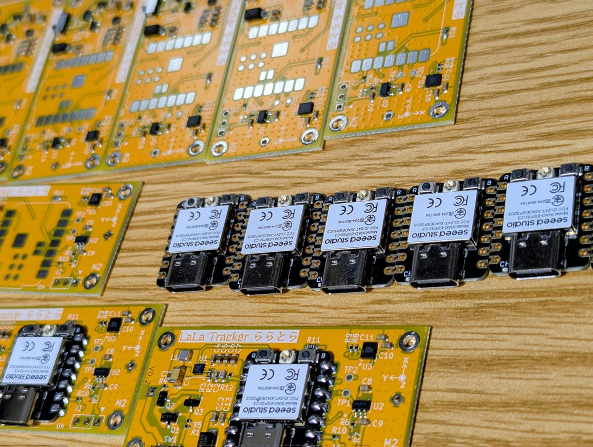 作業しつつ並べてみたり
#slimevr #ららとら