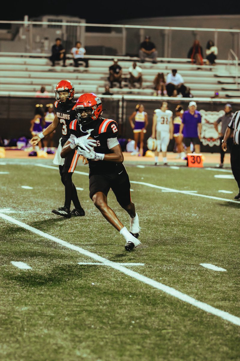 De’Anthonygrooms1 tweet media