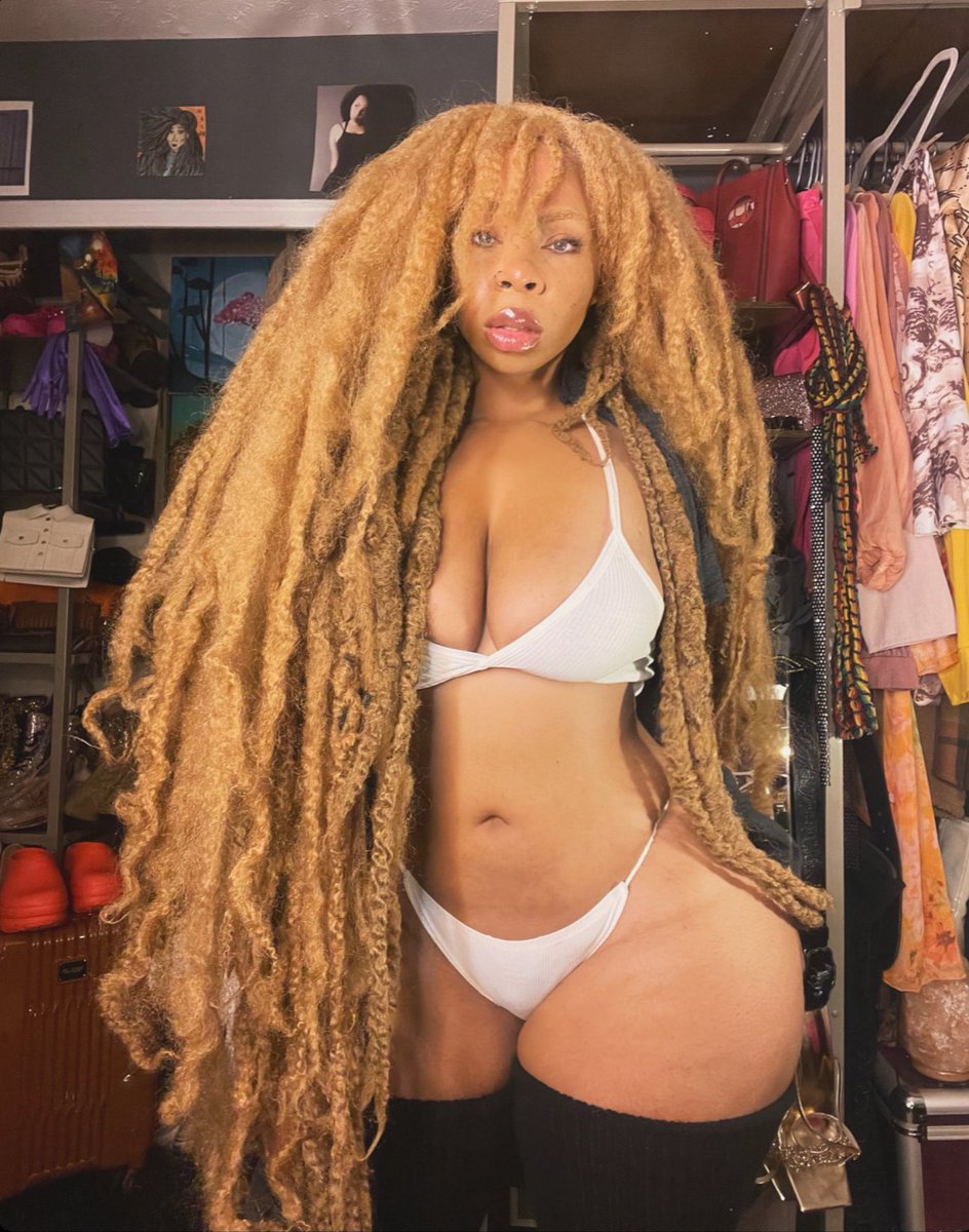 ariaartizte's tweet image. 🫶🏽☀️