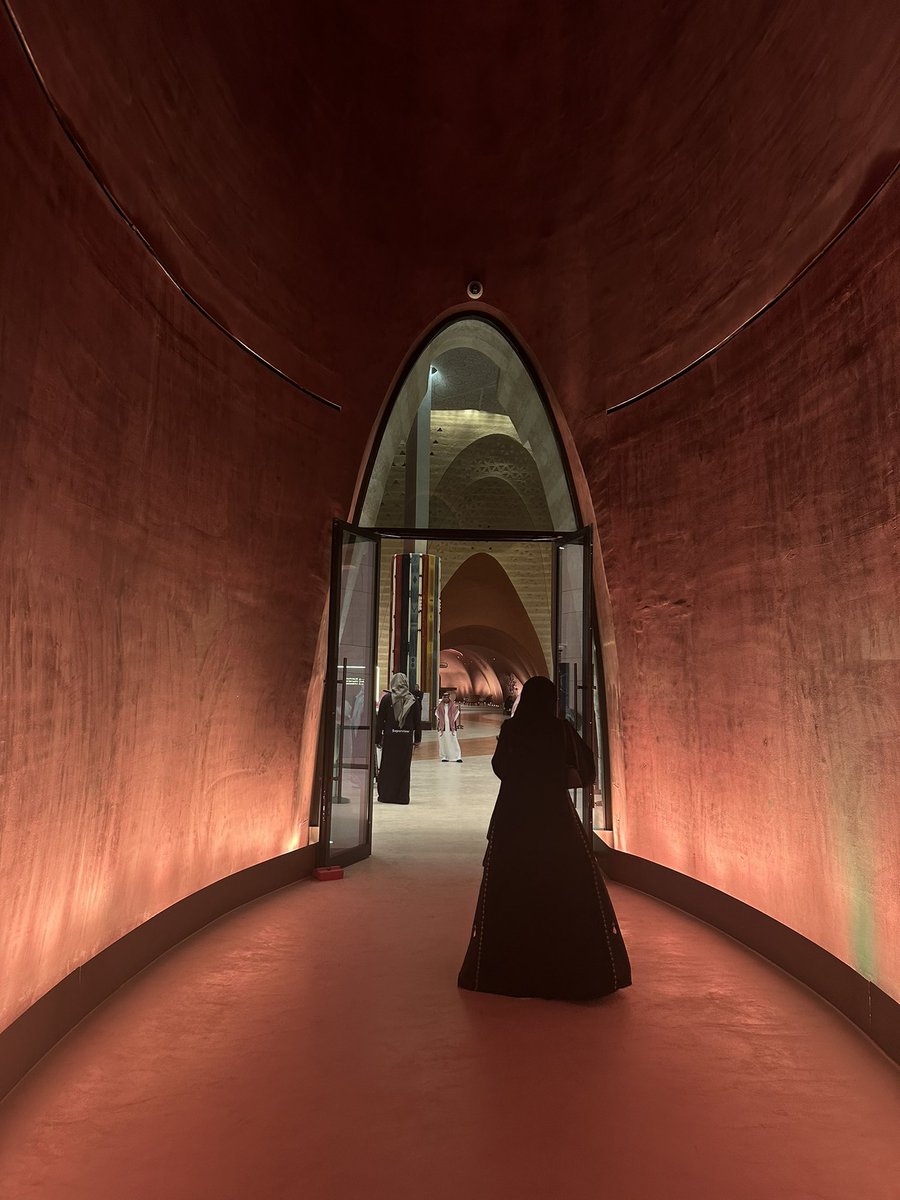 wasayf_mm's tweet photo. Two e-posters presented at #SOS2025 in my lovely Riyadh, and a night at the #MarvelsOfSaudiOrchestra. Amazing mix of professional growth and cultural wonder ! https://t.co/toRJosTgK2