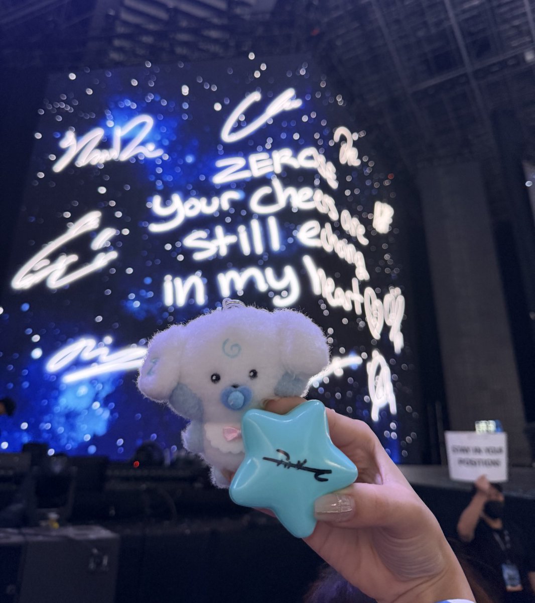 830bin's tweet image. 고마워 규빈아 🩵🩵🩵