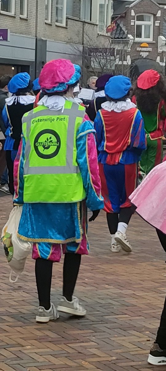 𝓜𝓪𝓷𝓭𝔂 tweet media