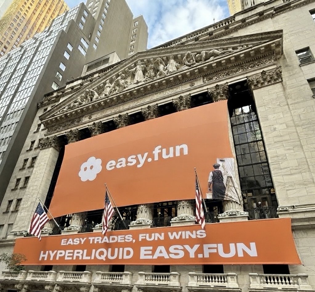 EAtabang's tweet image. The best traders never stop learning. The best platforms turn that learning into earning. 🚀
This is the @easydotfunX social trading cycle: a fluid journey designed to elevate every participant. 🧵
#easydotfun #easyfun