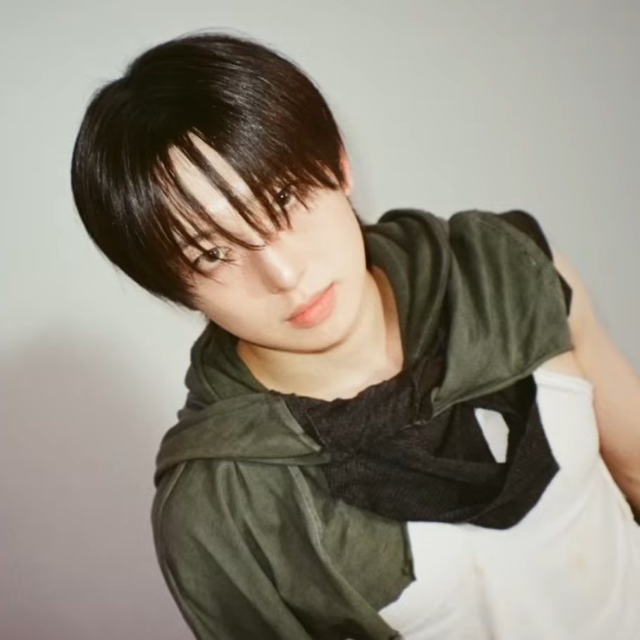 일단 토끼 와플부터 줍시다.