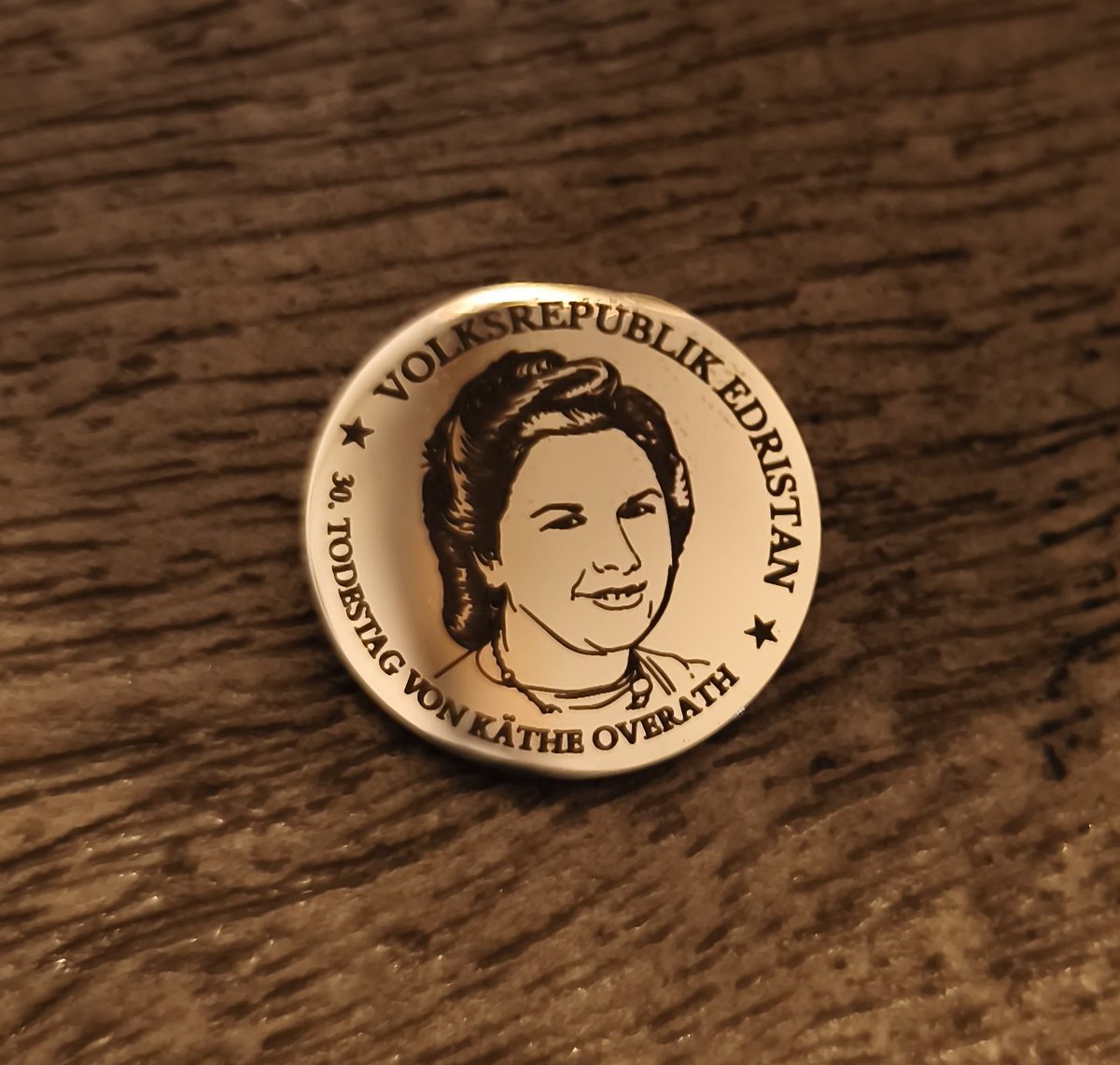 Edristan’s central bank has released a new 50-kopeck circulating commemorative coin honoring local anti-fascist hero Käthe Overath on the 30th anniversary of her death.

The coins can be found in circulation or ordered in collectors sleeves at 1€ per piece.

#micronation #coins