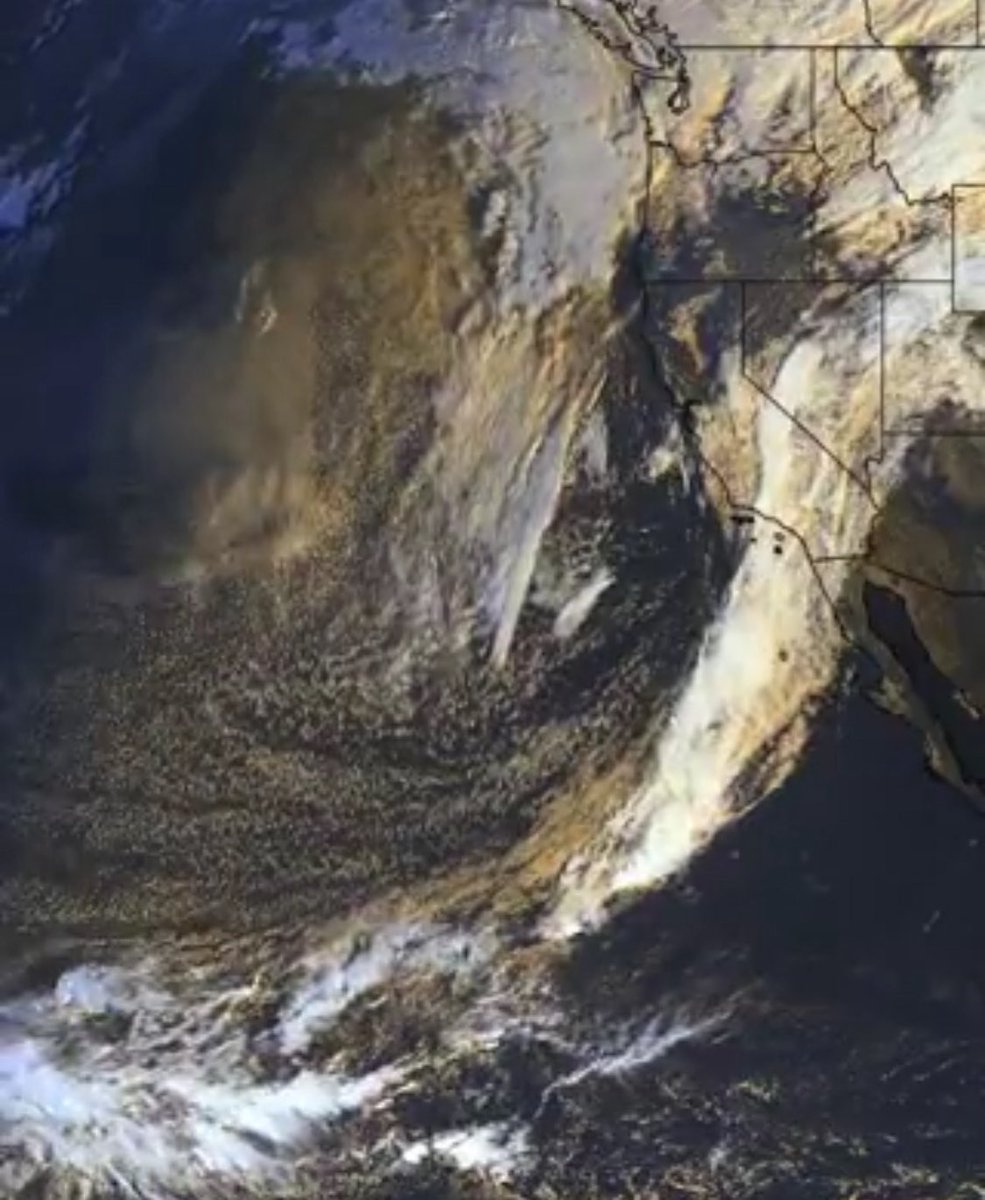AndrewAbranches's tweet image. Rising Atmospheric River
—
From isles of Marshall, vapor threads ascend,  
Through Hawaii’s path they twist in silver skeins;  
Now Central California feels their bend,  
As night and wind translate those veiled rains.  
By Point Conception, low and shadowed deep,  
The axis…