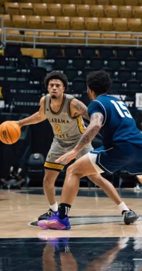DewayneSimpso10's tweet photo. @CitizenTribune @5StarPreps Micah Simpson get the Win last night to go 2-1 on the season. Hornets will travel to Colorado for Monday night game. https://t.co/2afx5BupwZ