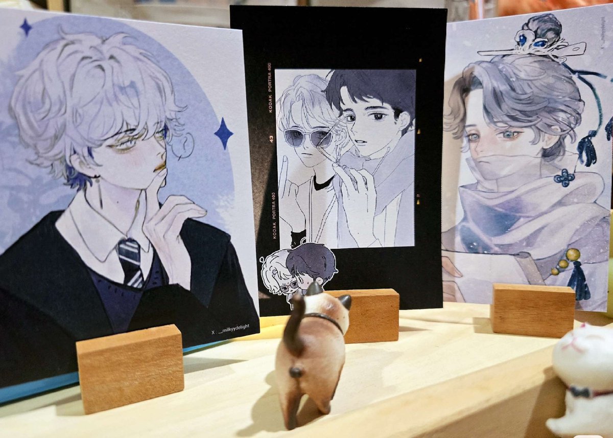 Hi!! I'll be coming to #CF21 day 2 and open art trade for these. if any of you would like to trade. come and say hi @ B-32 ٩(ˊᗜˋ*)و ♡