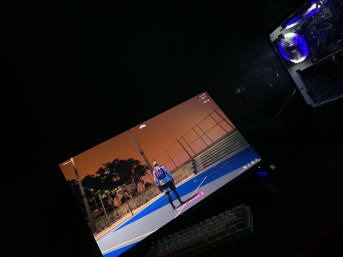 Tottixk1ng tweet media