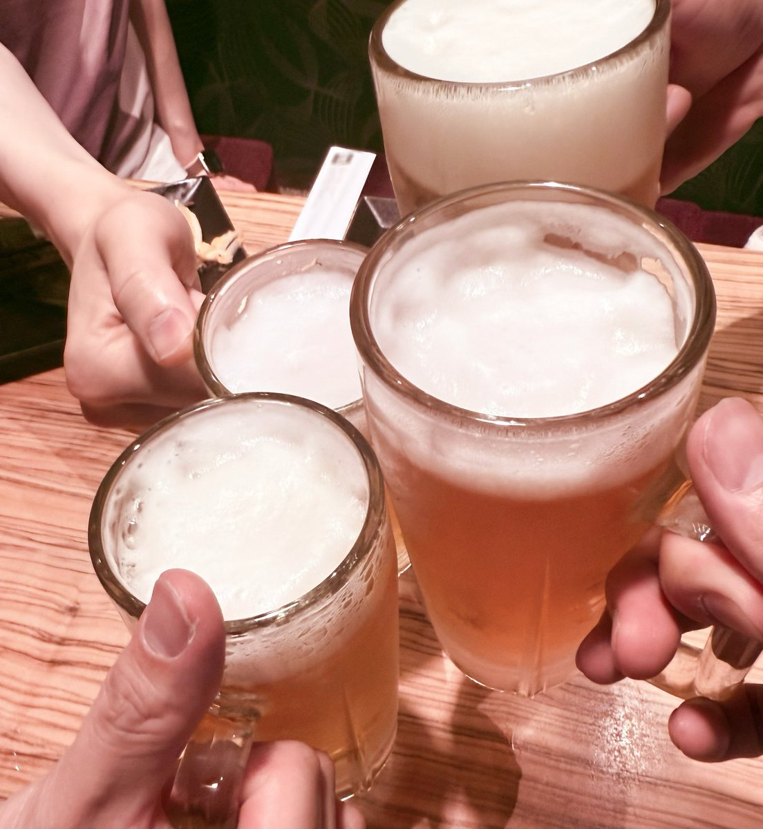 _David_SUI's tweet image. Megaromania集会。
復活とか関係なく今もこうして集まれる事に価値を感じてます。
メンバー皆、人生の大切な時間に俺とバンドやってくれてありがとう。
@miza_824 
もまた一緒に。