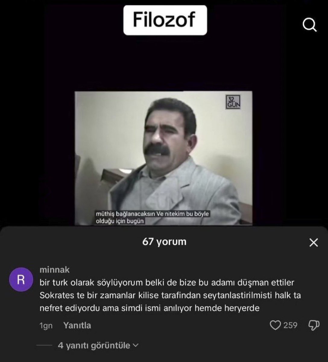 Hiç bilmeyen dallamalarla bilim evrim felsefe falan konuşursanız tuhaf tuhaf yorumlara, tepkilere tanık olursunuz.

Bak mesela bu fotoğraftaki herif 
Socrates’in İsa’dan ve dolayısıyla kiliseden yaklaşık 400 sene öncesine ait bir isim olduğunu hiç bilmiyor bile.
Ama yine de